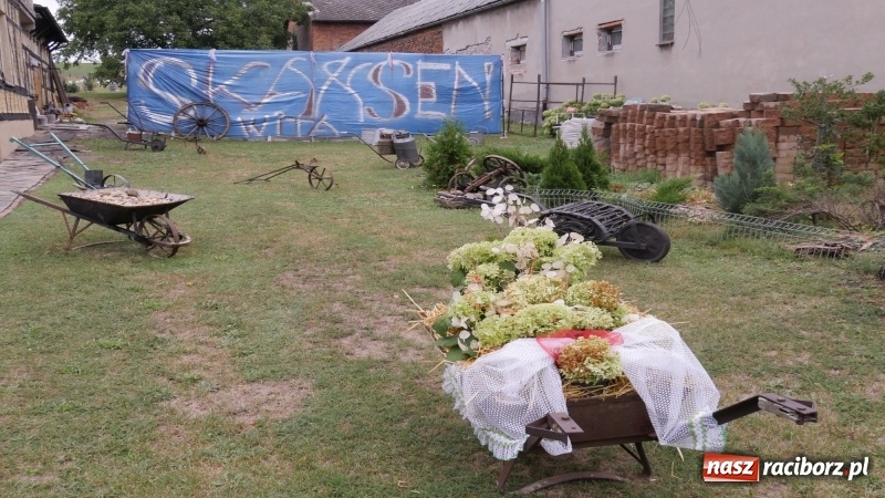 Zdjęcie w galerii na portalu naszraciborz.pl: Najpiękniejsze zagrody dożynkowe w Krzanowicach  wiadomości z regionu