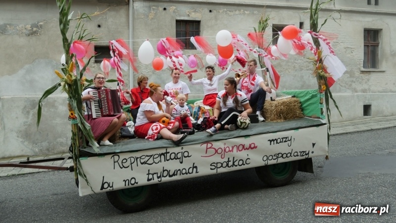Zdjęcie w galerii na portalu naszraciborz.pl: Najpiękniejsze zagrody dożynkowe w Krzanowicach  wiadomości z regionu