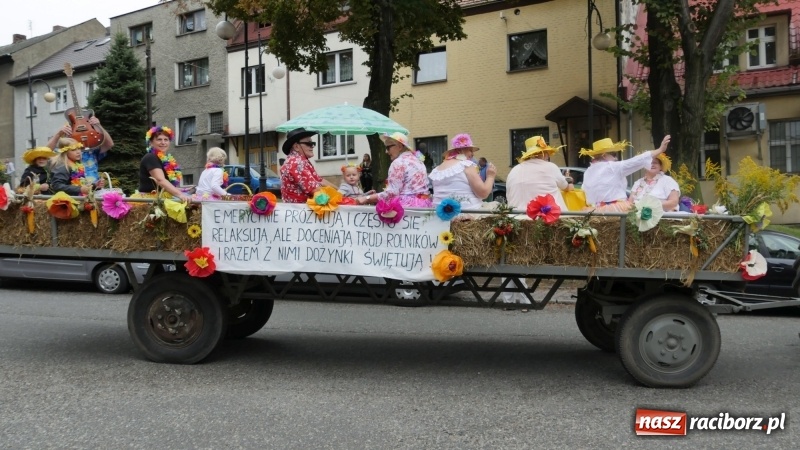 Zdjęcie w galerii na portalu naszraciborz.pl: Najpiękniejsze zagrody dożynkowe w Krzanowicach  wiadomości z regionu