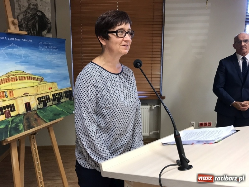 Zdjęcie w galerii na portalu naszraciborz.pl: Pożegnania i przywitania. Dyrektorzy Ekonomika i szkoły specjalnej o swojej misji wiadomości z regionu