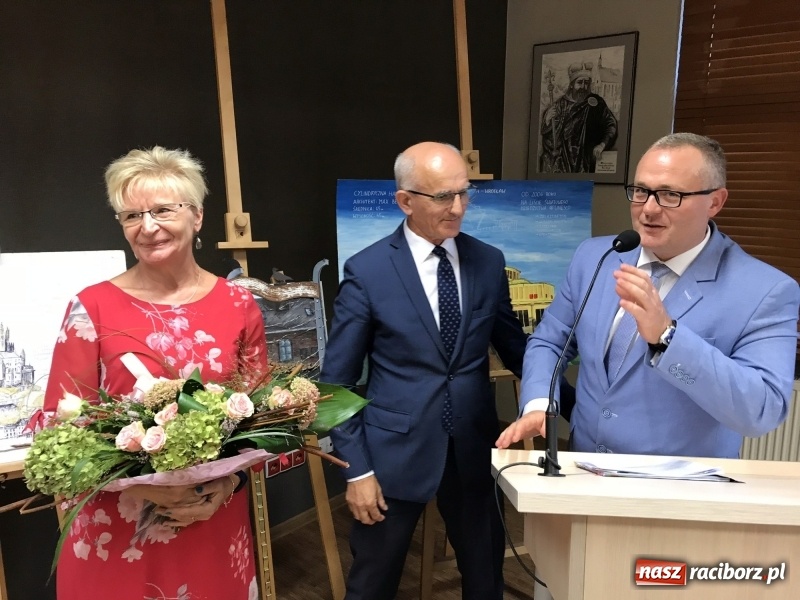 Zdjęcie w galerii na portalu naszraciborz.pl: Pożegnania i przywitania. Dyrektorzy Ekonomika i szkoły specjalnej o swojej misji wiadomości z regionu