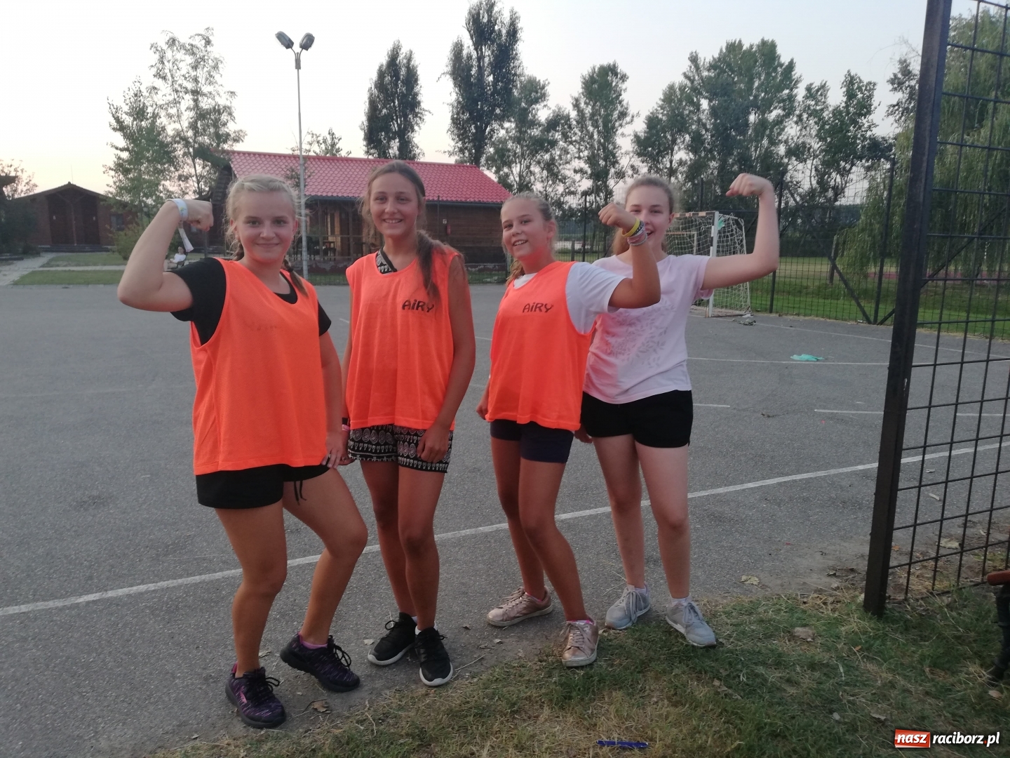 Zdjęcie w galerii na portalu naszraciborz.pl: Uczniowie raciborskich szkół z wizytą u węgierskich przyjaciół wiadomości z regionu