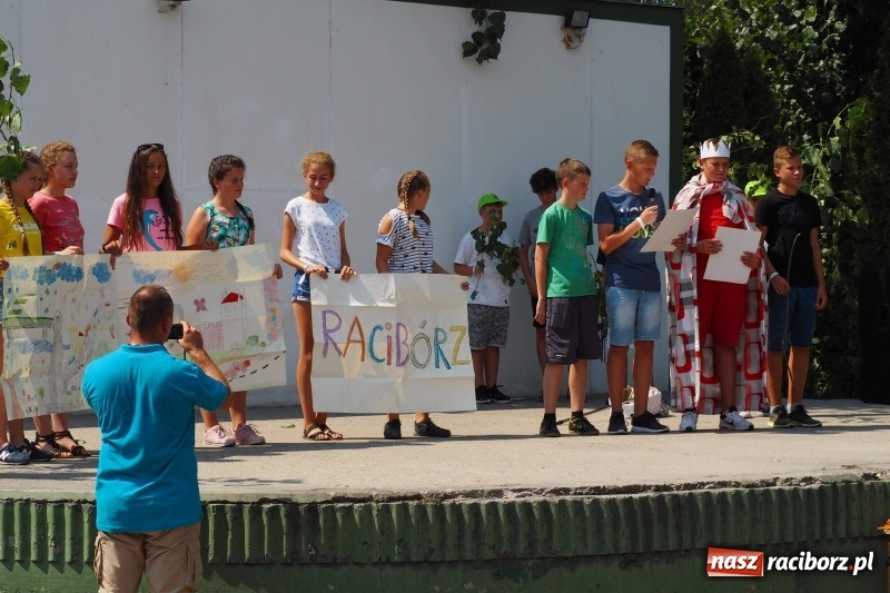 Zdjęcie w galerii na portalu naszraciborz.pl: Uczniowie raciborskich szkół z wizytą u węgierskich przyjaciół wiadomości z regionu
