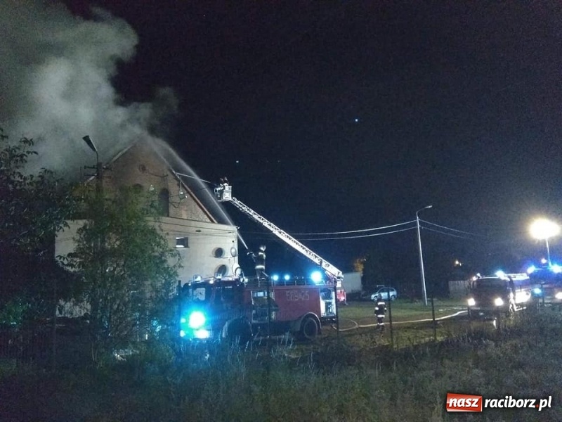 Zdjęcie w galerii na portalu naszraciborz.pl: 150 tys. zł strat po pożarze budynku w Gródczankach koło Pietrowic Wielkich wiadomości z regionu