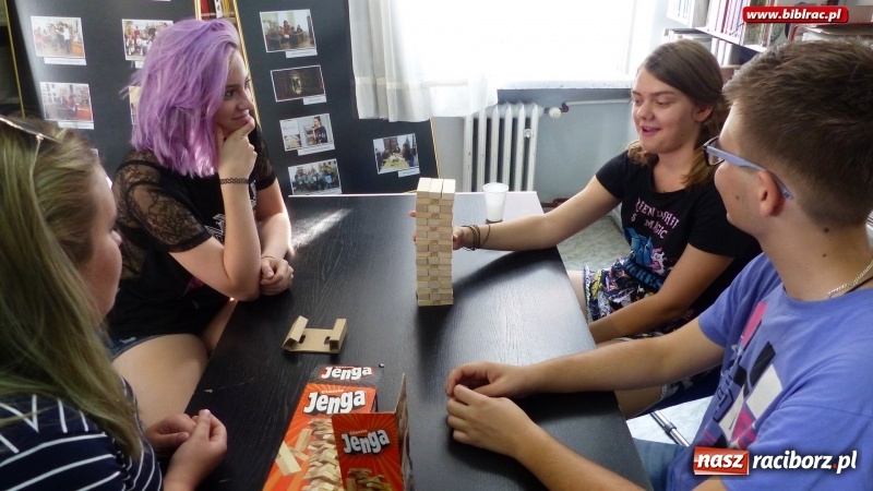 Zdjęcie w galerii na portalu naszraciborz.pl: Planszówki robią furorę w raciborskiej bibliotece  wiadomości z regionu