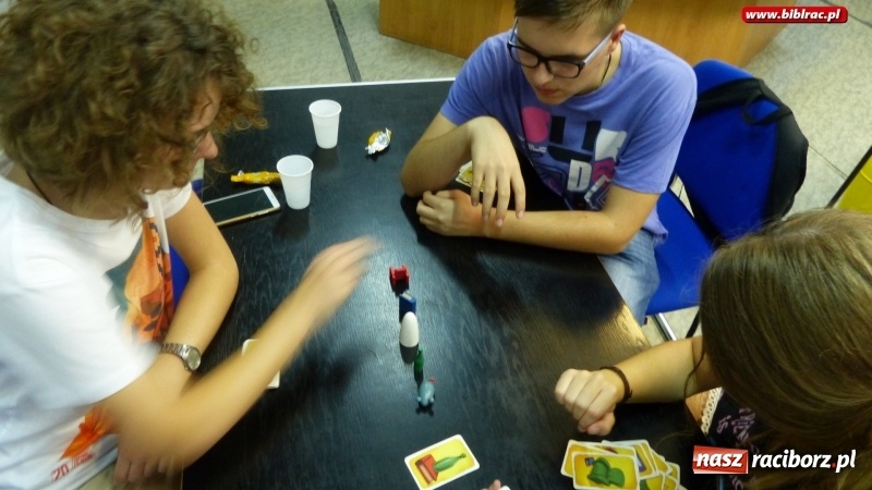 Zdjęcie w galerii na portalu naszraciborz.pl: Planszówki robią furorę w raciborskiej bibliotece  wiadomości z regionu