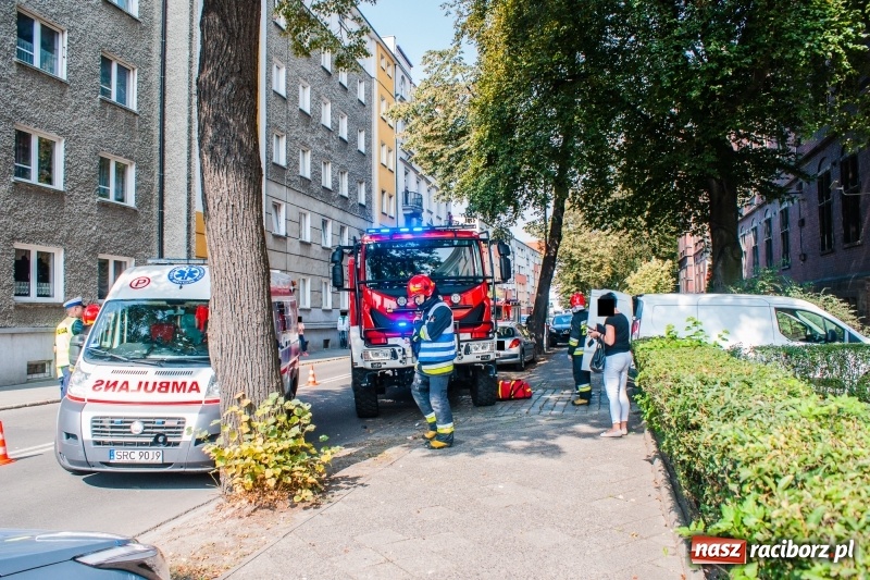 Zdjęcie w galerii na portalu naszraciborz.pl: Zderzenie pojazdów przy raciborskim sądzie wiadomości z regionu