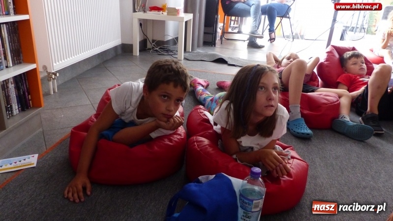 Zdjęcie w galerii na portalu naszraciborz.pl: Lato z biblioteką. Wtorek z bajką japońską wiadomości z regionu