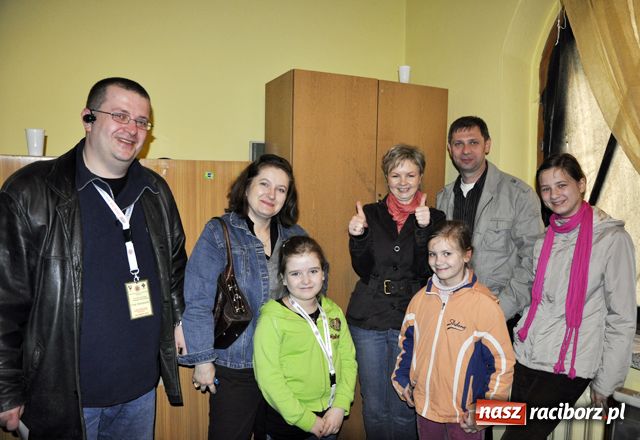 Zdjęcie w galerii na portalu naszraciborz.pl: Medycy ratowali dziecko z gorączką wiadomości z regionu