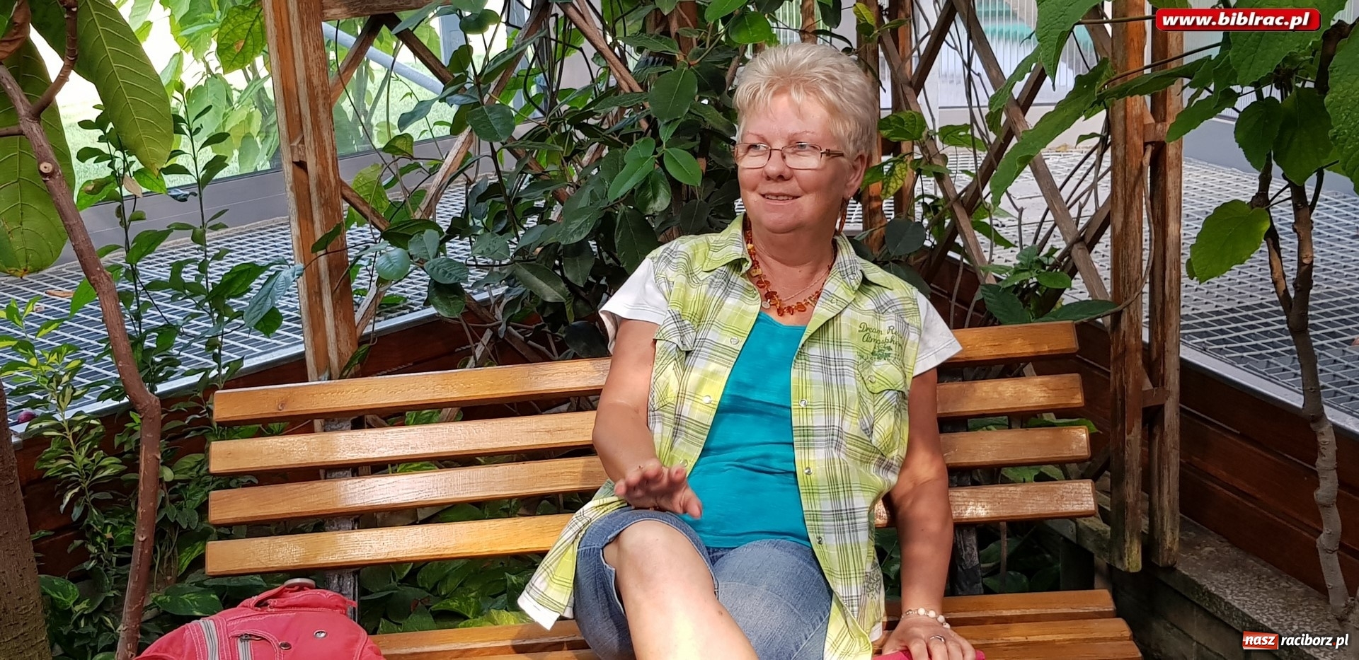 Zdjęcie w galerii na portalu naszraciborz.pl: Klub Przyjaciół Biblioteki na Ostrogu z wizytą w Palmiarni w Gliwicach wiadomości z regionu