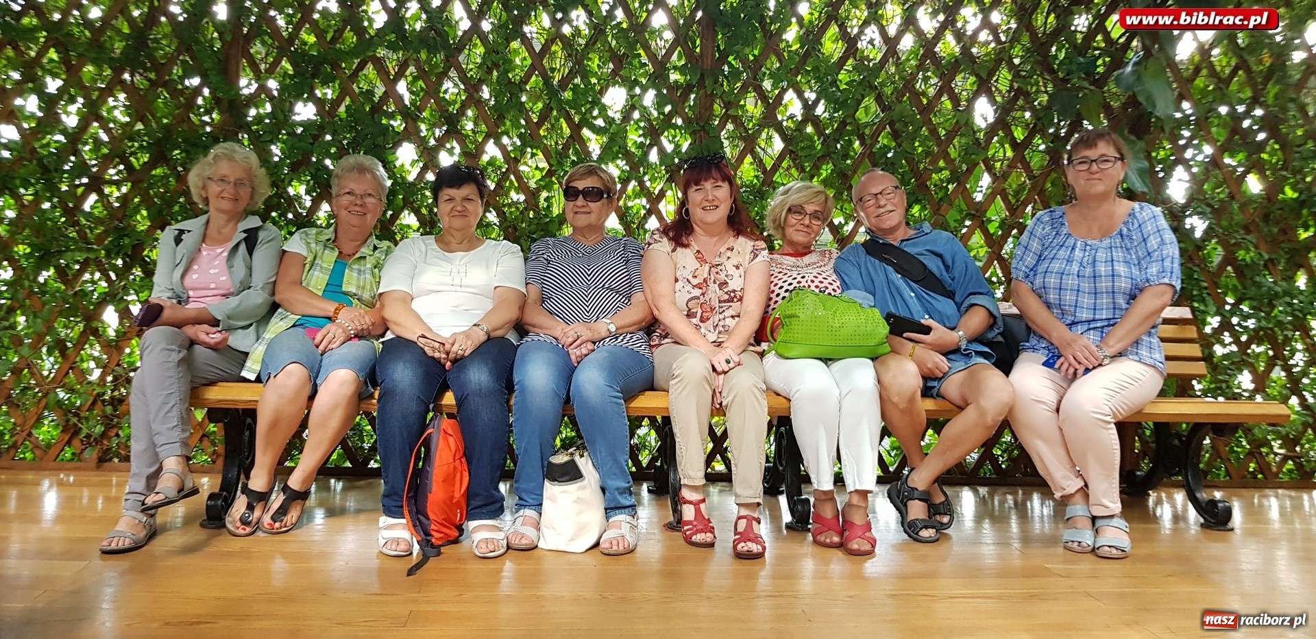 Zdjęcie w galerii na portalu naszraciborz.pl: Klub Przyjaciół Biblioteki na Ostrogu z wizytą w Palmiarni w Gliwicach wiadomości z regionu