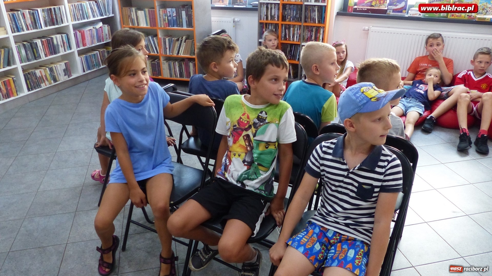 Zdjęcie w galerii na portalu naszraciborz.pl: Bal, tort i film na wielki finał Lata z biblioteką  wiadomości z regionu