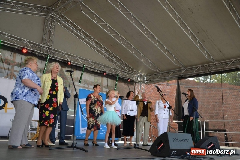 Zdjęcie w galerii na portalu naszraciborz.pl: Śląskie Senioralia tym razem w Raciborzu  wiadomości z regionu