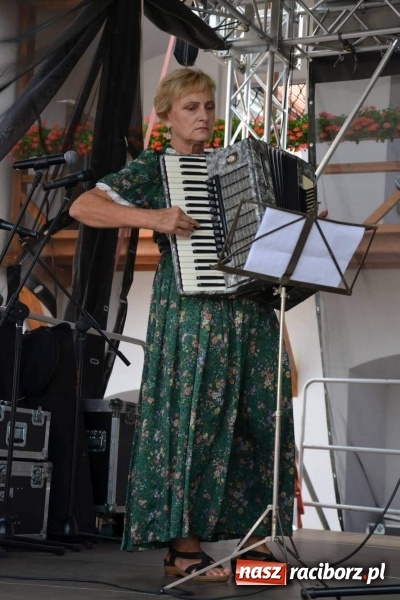 Zdjęcie w galerii na portalu naszraciborz.pl: Śląskie Senioralia tym razem w Raciborzu  wiadomości z regionu