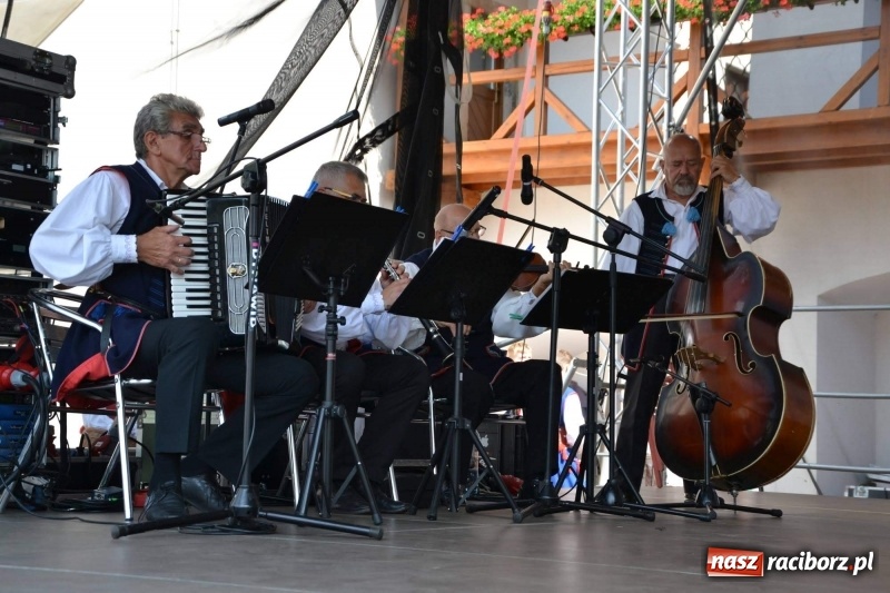 Zdjęcie w galerii na portalu naszraciborz.pl: Śląskie Senioralia tym razem w Raciborzu  wiadomości z regionu