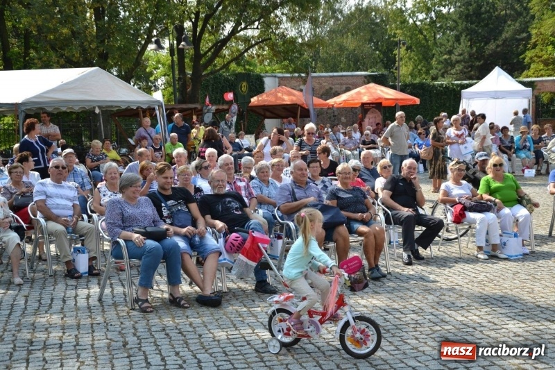Zdjęcie w galerii na portalu naszraciborz.pl: Śląskie Senioralia tym razem w Raciborzu  wiadomości z regionu