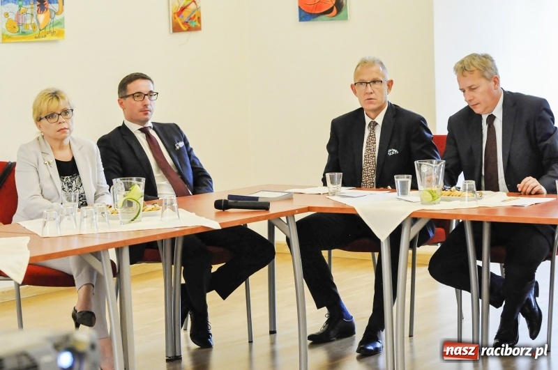 Zdjęcie w galerii na portalu naszraciborz.pl: Budowa obwodnicy Raciborza ma ruszyć wiosną. Docelowo połączenie z A1 przez Rybnik. Zobaczcie wizualizacje wiadomości z regionu