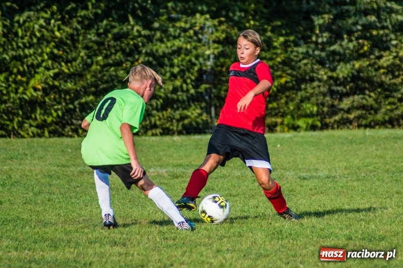 Zdjęcie w galerii na portalu naszraciborz.pl: Trampkarze zainaugurowali sezon. Komplet punktów pojechał do Cyprzanowa wiadomości z regionu