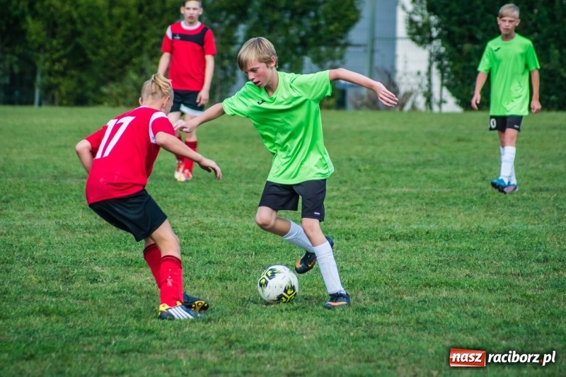 Zdjęcie w galerii na portalu naszraciborz.pl: Trampkarze zainaugurowali sezon. Komplet punktów pojechał do Cyprzanowa wiadomości z regionu