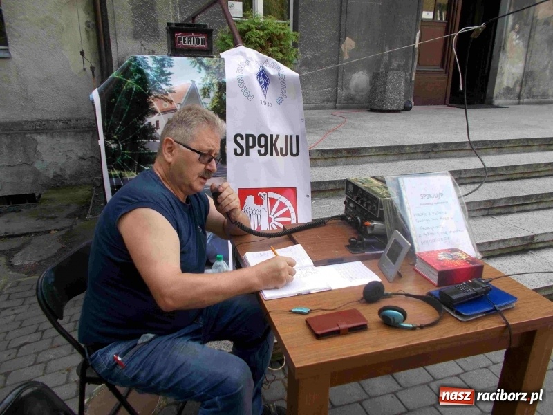 Zdjęcie w galerii na portalu naszraciborz.pl: Ekspedycja Gorzyce. Krótkofalowcy z Raciborza uczcili grafa von Arco  wiadomości z regionu