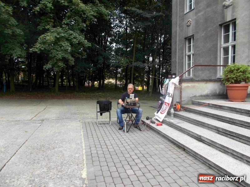 Zdjęcie w galerii na portalu naszraciborz.pl: Ekspedycja Gorzyce. Krótkofalowcy z Raciborza uczcili grafa von Arco  wiadomości z regionu