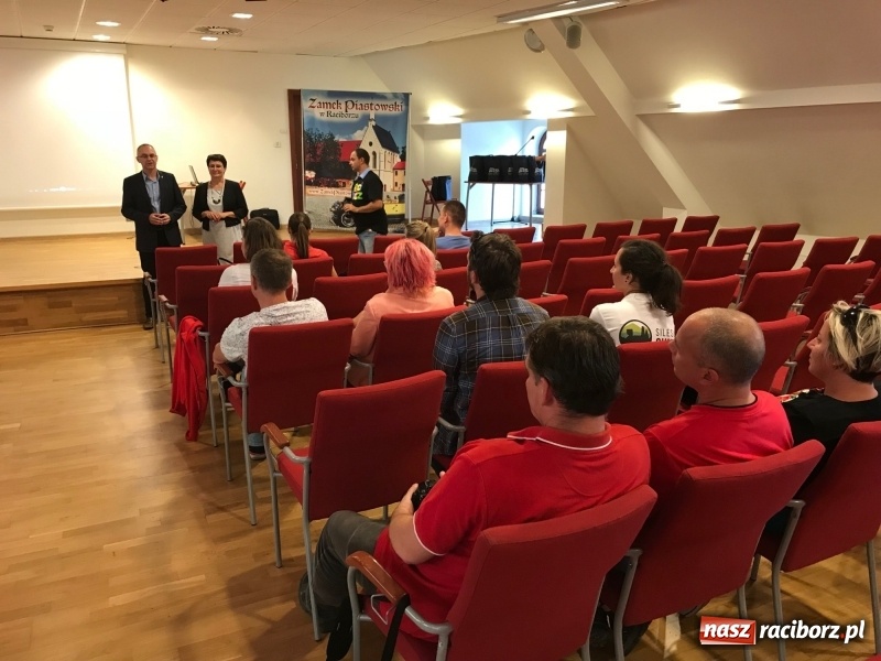 Zdjęcie w galerii na portalu naszraciborz.pl: Branża turystyczna poznaje walory Ziemi Raciborskiej wiadomości z regionu