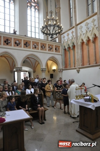 Zdjęcie w galerii na portalu naszraciborz.pl: W Raciborzu rozpoczęło działalność Diecezjalne Liceum Ogólnokształcące  wiadomości z regionu