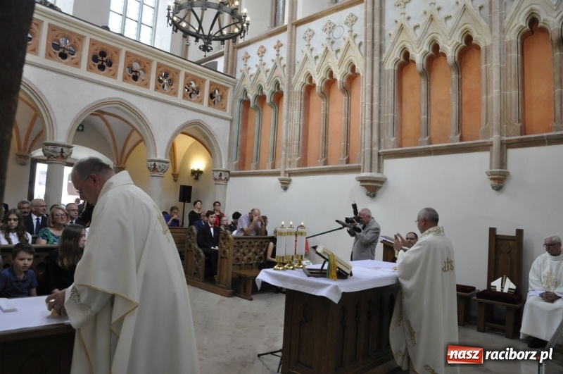 Zdjęcie w galerii na portalu naszraciborz.pl: W Raciborzu rozpoczęło działalność Diecezjalne Liceum Ogólnokształcące  wiadomości z regionu
