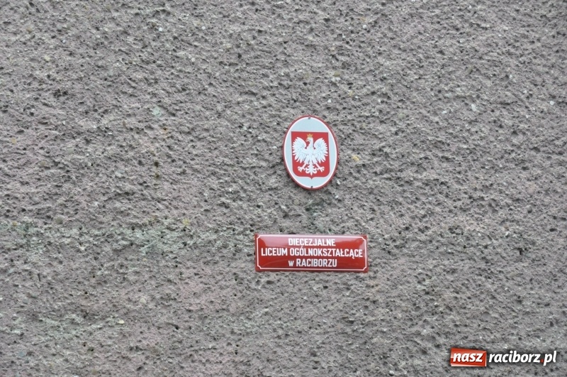 Zdjęcie w galerii na portalu naszraciborz.pl: W Raciborzu rozpoczęło działalność Diecezjalne Liceum Ogólnokształcące  wiadomości z regionu