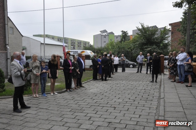 Zdjęcie w galerii na portalu naszraciborz.pl: W Raciborzu rozpoczęło działalność Diecezjalne Liceum Ogólnokształcące  wiadomości z regionu