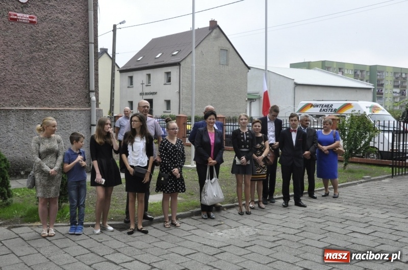Zdjęcie w galerii na portalu naszraciborz.pl: W Raciborzu rozpoczęło działalność Diecezjalne Liceum Ogólnokształcące  wiadomości z regionu