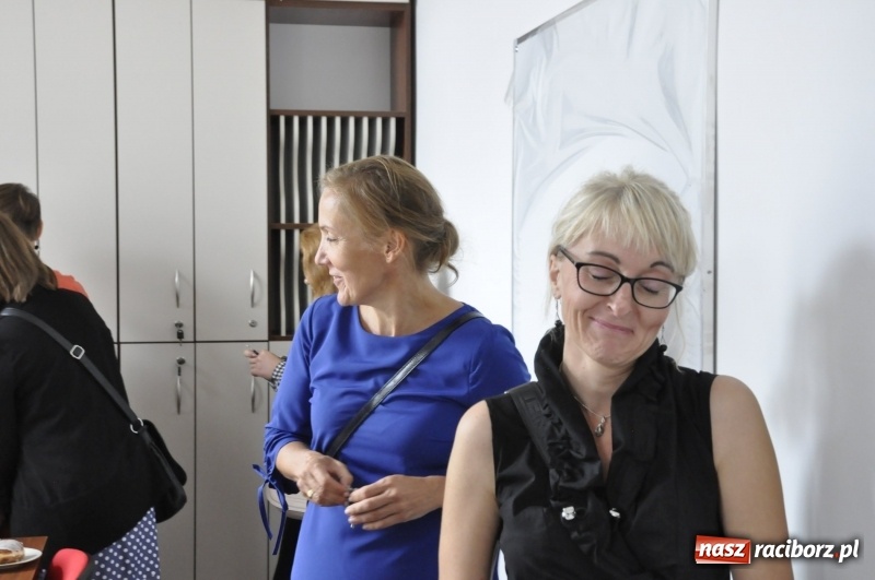 Zdjęcie w galerii na portalu naszraciborz.pl: W Raciborzu rozpoczęło działalność Diecezjalne Liceum Ogólnokształcące  wiadomości z regionu