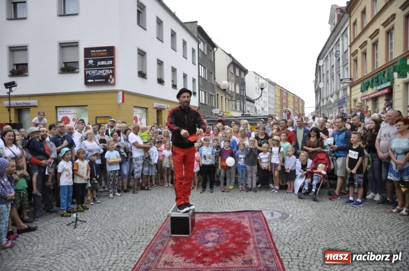 Zdjęcie w galerii na portalu naszraciborz.pl: FRU znów zapełniło raciborską starówkę FOTO i WIDEO wiadomości z regionu