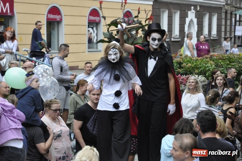 Zdjęcie w galerii na portalu naszraciborz.pl: FRU znów zapełniło raciborską starówkę FOTO i WIDEO wiadomości z regionu