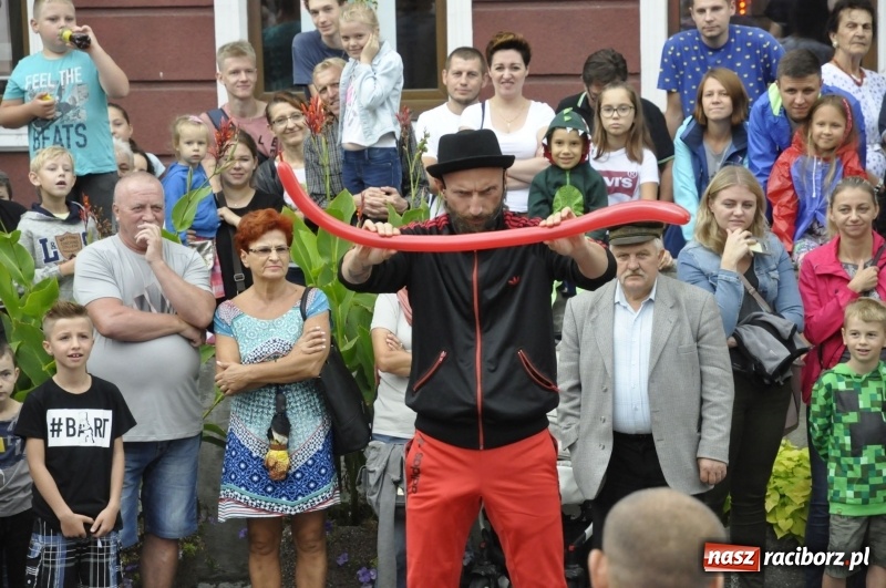 Zdjęcie w galerii na portalu naszraciborz.pl: FRU znów zapełniło raciborską starówkę FOTO i WIDEO wiadomości z regionu