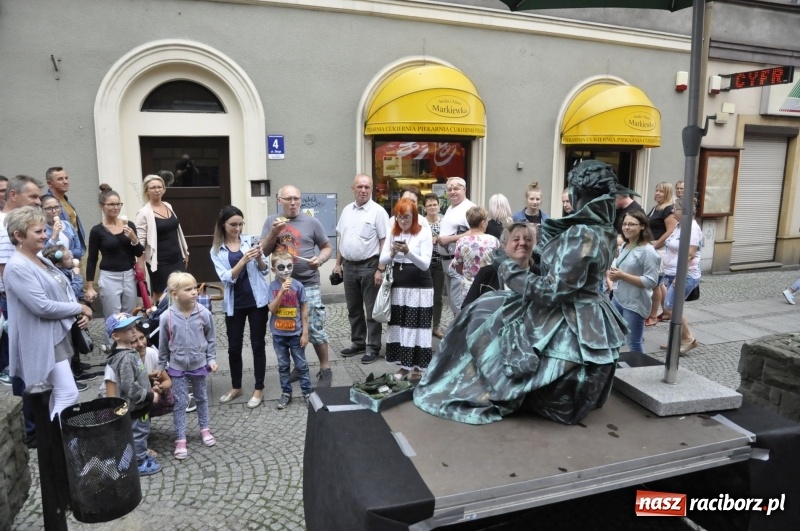 Zdjęcie w galerii na portalu naszraciborz.pl: FRU znów zapełniło raciborską starówkę FOTO i WIDEO wiadomości z regionu