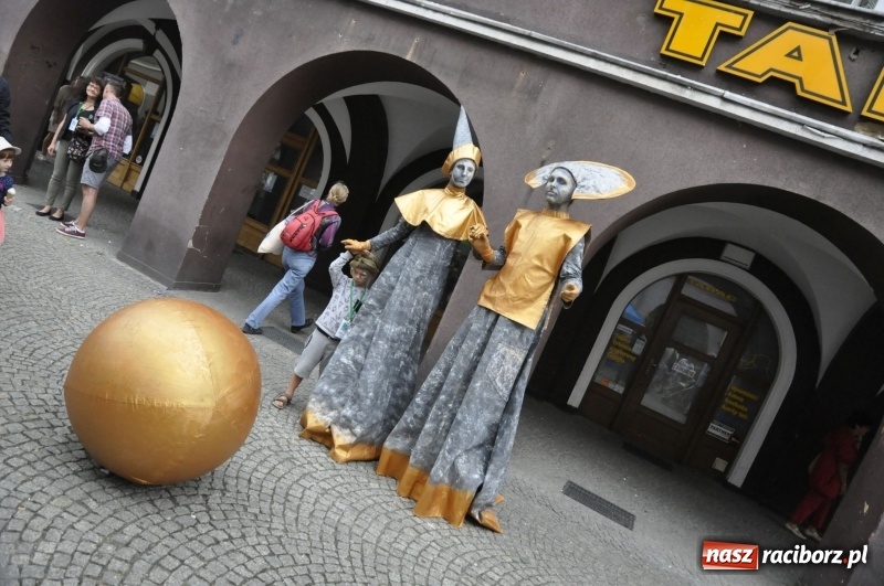 Zdjęcie w galerii na portalu naszraciborz.pl: FRU znów zapełniło raciborską starówkę FOTO i WIDEO wiadomości z regionu