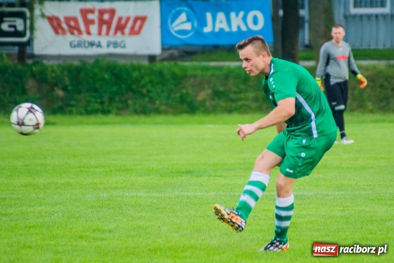 Zdjęcie w galerii na portalu naszraciborz.pl: Trzy szalone minuty Nędzy. Rafako ciągle bez punktów wiadomości z regionu