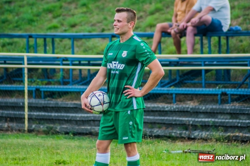 Zdjęcie w galerii na portalu naszraciborz.pl: Trzy szalone minuty Nędzy. Rafako ciągle bez punktów wiadomości z regionu