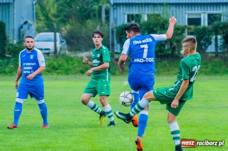 Zdjęcie w galerii na portalu naszraciborz.pl: Trzy szalone minuty Nędzy. Rafako ciągle bez punktów wiadomości z regionu