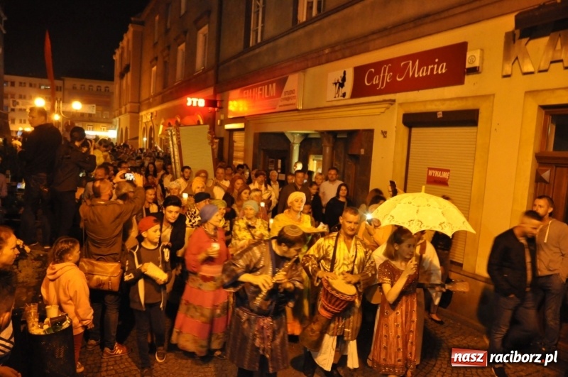 Zdjęcie w galerii na portalu naszraciborz.pl: FRU Racibórz 2018. Premiera Wesela Żydowskiego FOTO i WIDEO wiadomości z regionu