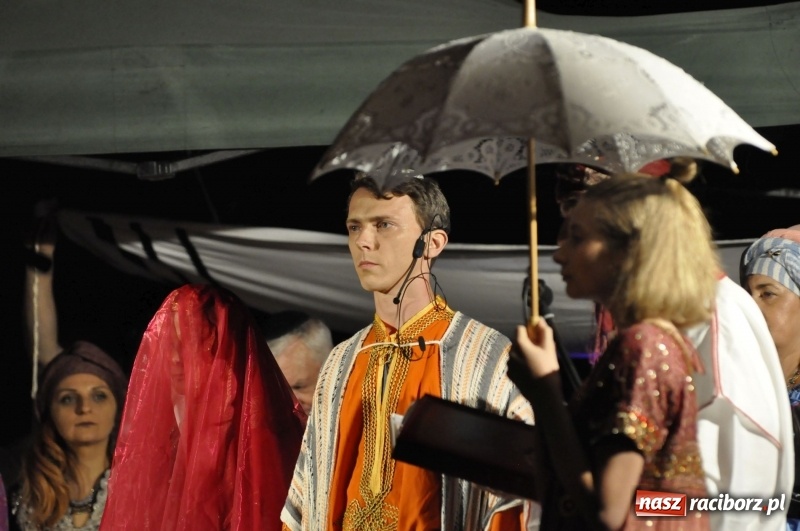 Zdjęcie w galerii na portalu naszraciborz.pl: FRU Racibórz 2018. Premiera Wesela Żydowskiego FOTO i WIDEO wiadomości z regionu