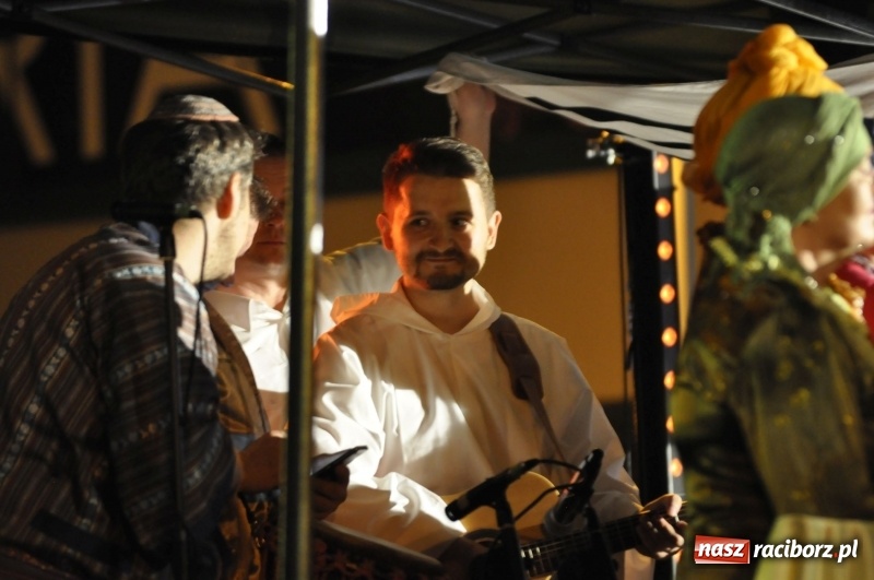 Zdjęcie w galerii na portalu naszraciborz.pl: FRU Racibórz 2018. Premiera Wesela Żydowskiego FOTO i WIDEO wiadomości z regionu