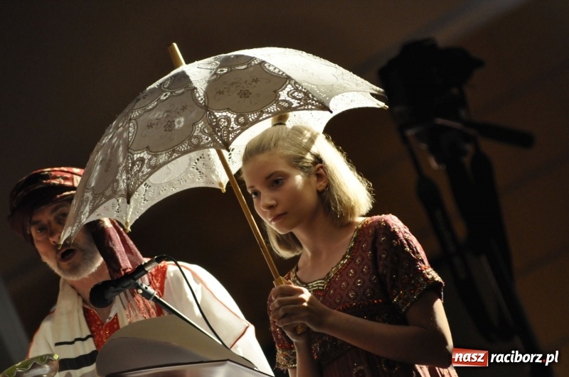 Zdjęcie w galerii na portalu naszraciborz.pl: FRU Racibórz 2018. Premiera Wesela Żydowskiego FOTO i WIDEO wiadomości z regionu