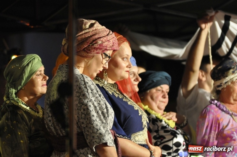 Zdjęcie w galerii na portalu naszraciborz.pl: FRU Racibórz 2018. Premiera Wesela Żydowskiego FOTO i WIDEO wiadomości z regionu