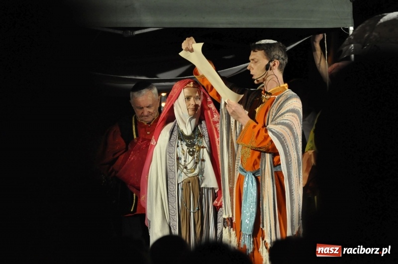 Zdjęcie w galerii na portalu naszraciborz.pl: FRU Racibórz 2018. Premiera Wesela Żydowskiego FOTO i WIDEO wiadomości z regionu