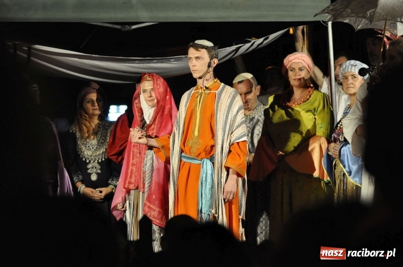 Zdjęcie w galerii na portalu naszraciborz.pl: FRU Racibórz 2018. Premiera Wesela Żydowskiego FOTO i WIDEO wiadomości z regionu