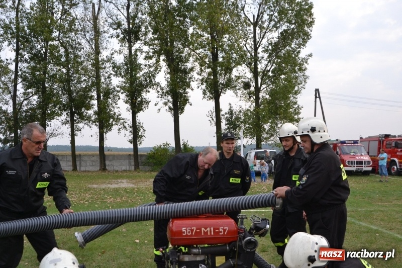 Zdjęcie w galerii na portalu naszraciborz.pl: Oldboje z Rudyszwałdu jak młodzieniaszki. Zdobyli Puchar Prezesa OSP Owsiszcze ze świetnym czasem wiadomości z regionu