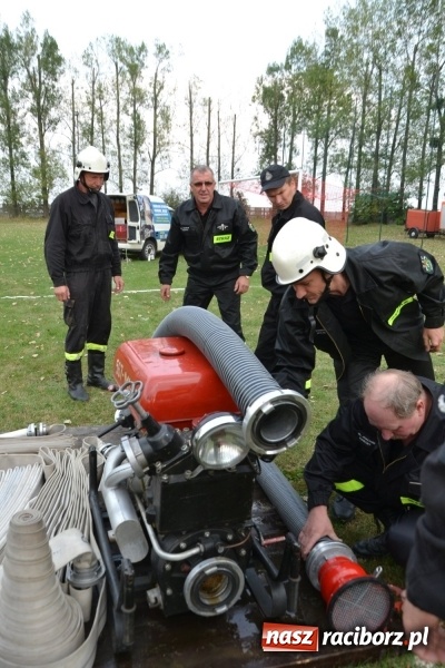 Zdjęcie w galerii na portalu naszraciborz.pl: Oldboje z Rudyszwałdu jak młodzieniaszki. Zdobyli Puchar Prezesa OSP Owsiszcze ze świetnym czasem wiadomości z regionu