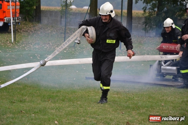 Zdjęcie w galerii na portalu naszraciborz.pl: Oldboje z Rudyszwałdu jak młodzieniaszki. Zdobyli Puchar Prezesa OSP Owsiszcze ze świetnym czasem wiadomości z regionu